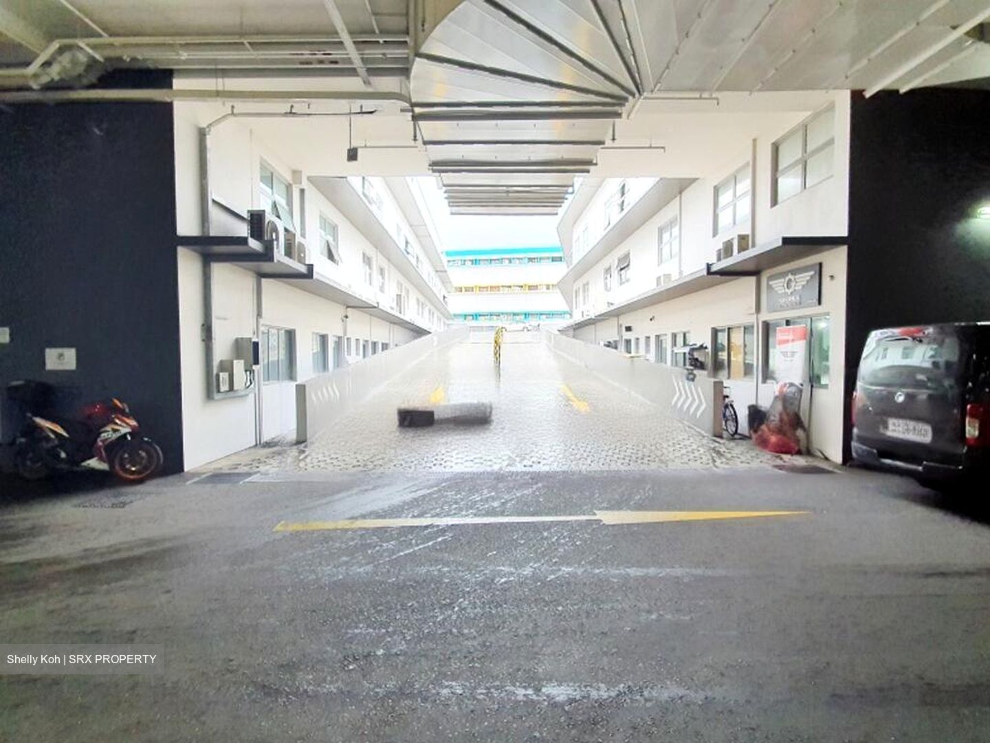 First East Centre (D14), Factory #459952371